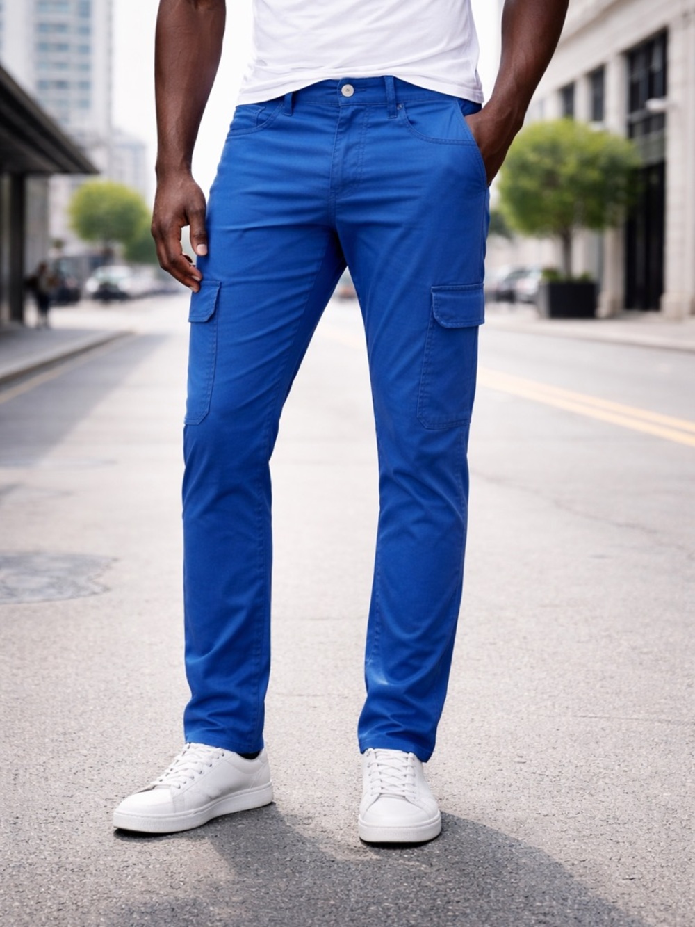 Hudson Jeans Men's Vibrant Blue Cargo Pants. Size 32 Colour: Blue Opal